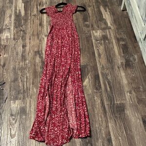 Chic Red Floral Maxi Dress